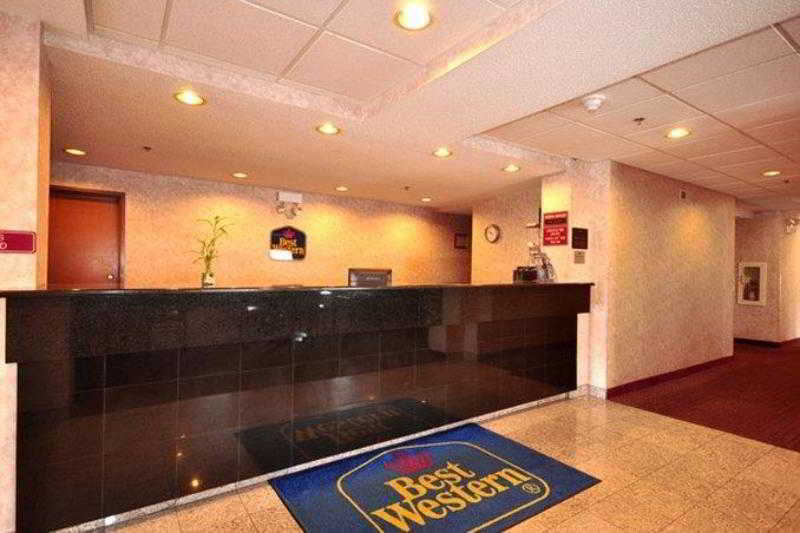 Best Western Des Plaines O'Hare Интерьер фото